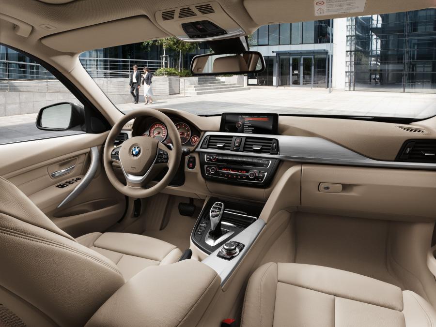  BMW 3-Series Touring 2013 года  (фото 5 из 23)